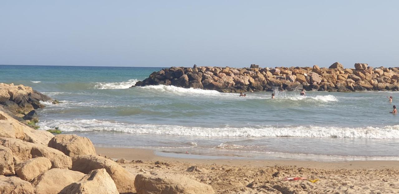 Costa Blanka Resident Apartman Torrevieja Bagian luar foto
