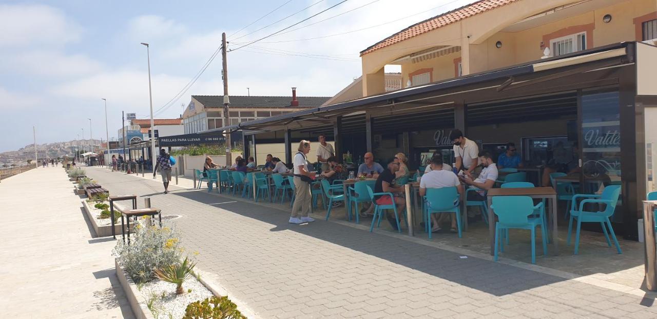 Costa Blanka Resident Apartman Torrevieja Bagian luar foto