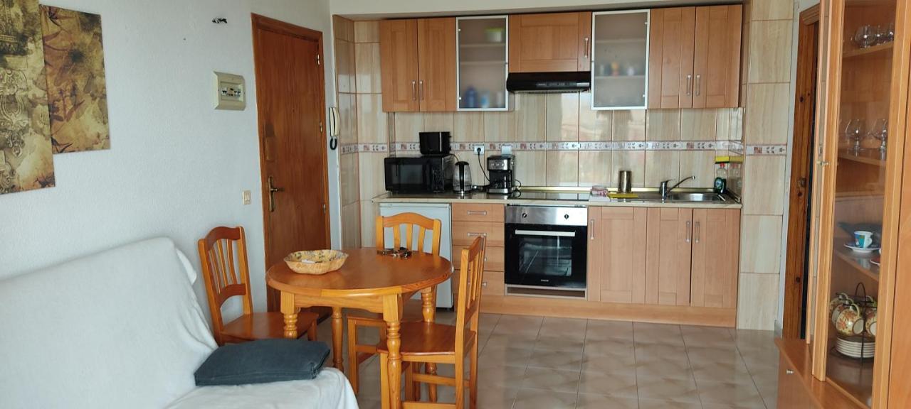 Costa Blanka Resident Apartman Torrevieja Bagian luar foto